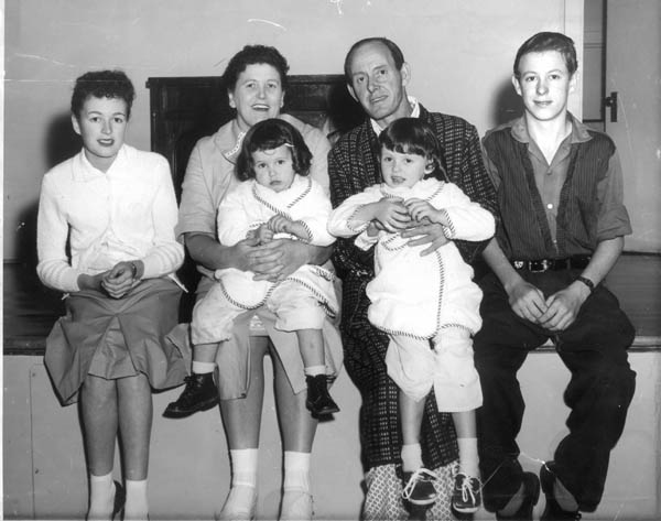 279: Ambrose and Mary (Mulrooney) Bishop, and their children l-r Alice, Madonna, Anita and Frank (circa  1960) [courtesy of Ambrose McCarthy]